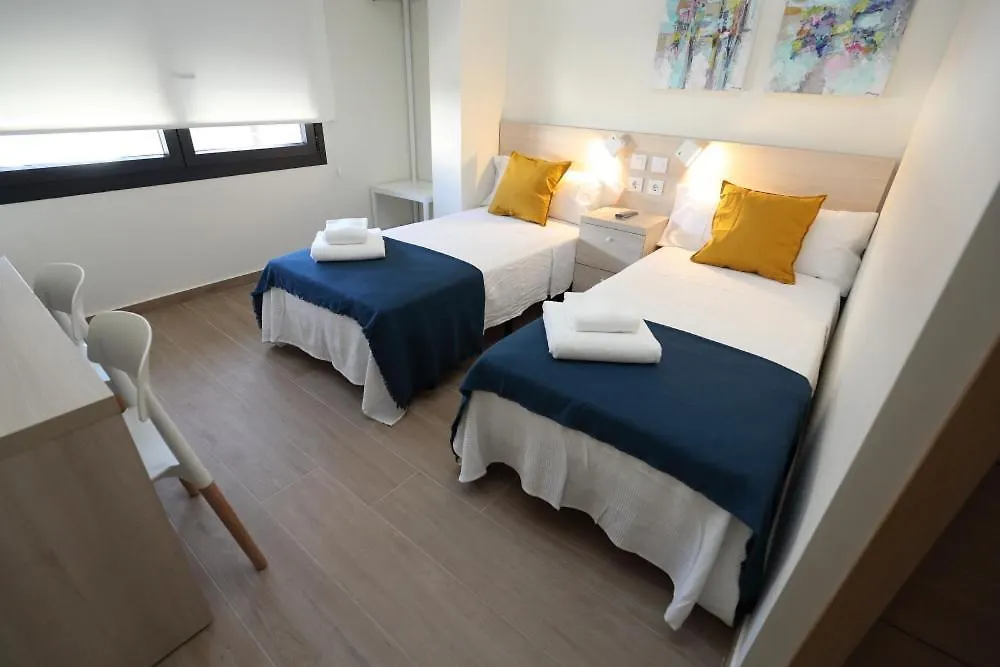 H.Palmones Hostel